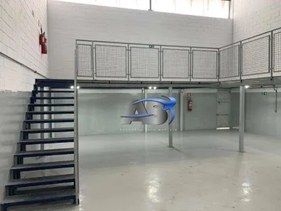 Galpão / Depósito / Armazém para alugar, 533m² no Conceição, Diadema