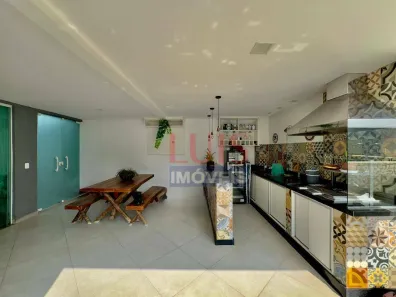 Casa de Condomínio com 4 Quartos à venda, 190m² no Maria Paula, Niterói