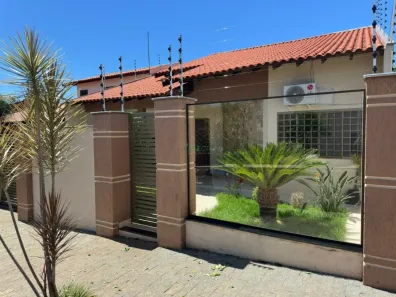 Casa com 3 Quartos à venda, 143m² no , Ibiporã