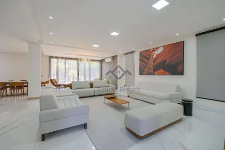 Casa de Condomínio com 5 Quartos para venda ou aluguel, 800m² no Tamboré, Santana de Parnaíba