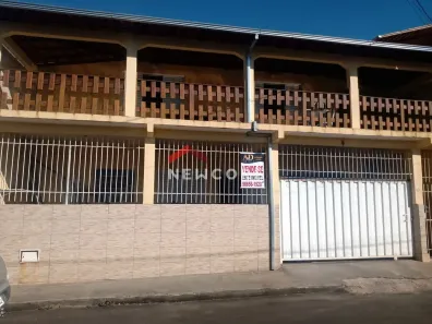Casa com 4 Quartos à venda, 300m² no , Caeté