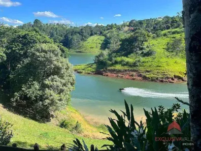 Fazenda / Sítio / Chácara com 4 Quartos à venda, 400m² no , Igaratá