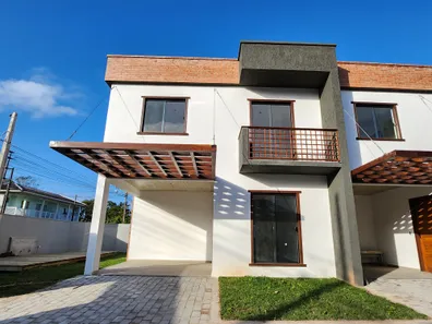 Sobrado com 3 Quartos à venda, 92m² no Centro, Itapoá