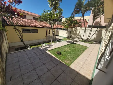 Casa com 6 Quartos à venda, 250m² no Itapuã, Salvador