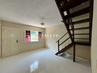 Casa de Condomínio com 2 Quartos à venda, 67m² no Bom Retiro, Teresópolis