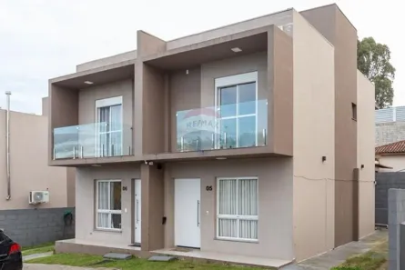 Casa de Condomínio com 2 Quartos à venda, 77m² no São José, Santa Maria