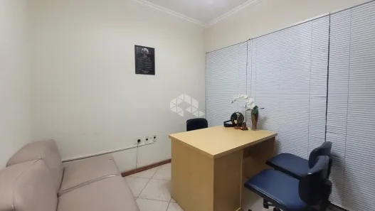 Conjunto Comercial / Sala à venda, 66m² no Centro, Canoas