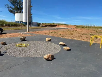 Terreno / Lote / Condomínio à venda, 250m² no Colinas do Castelo, Jaguariúna