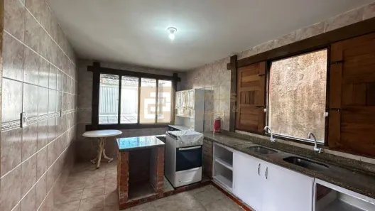 Casa com 3 Quartos para venda ou aluguel, 350m² no Góes Calmon, Itabuna