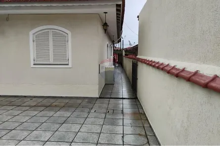 Casa Comercial com 3 Quartos para alugar, 198m² no Centro, Ribeirão Pires
