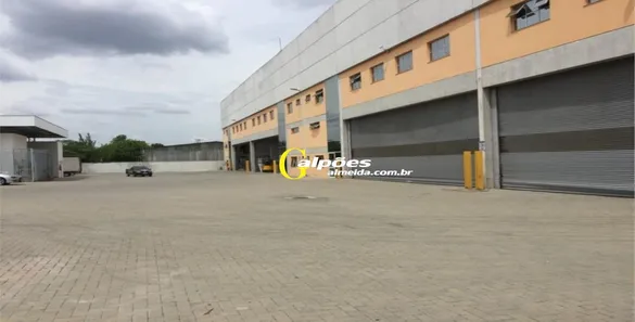 Galpão / Depósito / Armazém para alugar, 2400m² no Vila Sul Americana, Carapicuíba