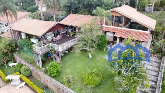 Fazenda / Sítio / Chácara com 7 Quartos à venda, 4500m² no , Mairinque