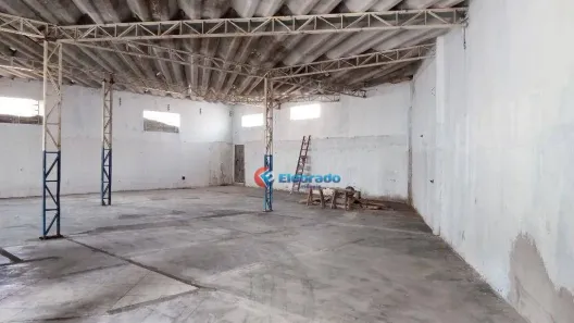 Galpão / Depósito / Armazém para alugar, 330m² no Jardim São Sebastião, Hortolândia