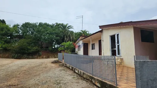 Fazenda / Sítio / Chácara com 6 Quartos à venda, 250m² no Área Rural de Araucária, Araucária