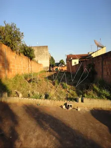 Terreno / Lote / Condomínio para alugar, 1m² no Jardim Universal, Araraquara