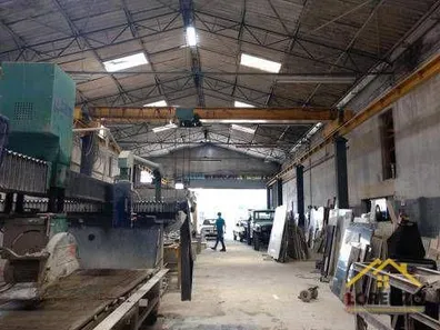 Galpão / Depósito / Armazém à venda, 643m² no Paraíso, Santo André