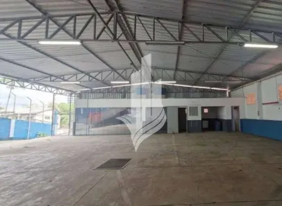 Galpão / Depósito / Armazém para alugar, 700m² no Centro, Blumenau