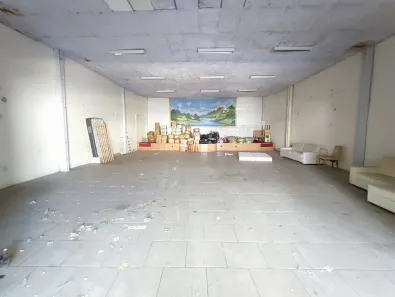 Galpão / Depósito / Armazém com 2 Quartos à venda, 218m² no Centro, Nilópolis