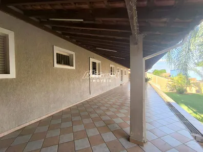 Fazenda / Sítio / Chácara com 4 Quartos à venda, 450m² no Estância Lago Azul (Ártemis), Piracicaba