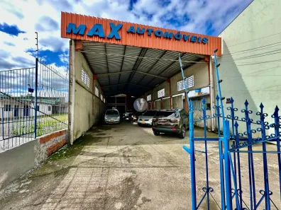 Galpão / Depósito / Armazém com 2 Quartos para venda ou aluguel, 202m² no Juscelino Kubitschek, Santa Maria