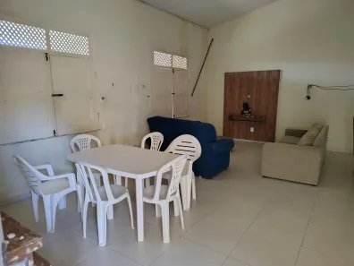 Casa com 3 Quartos para alugar, 180m² no , Estância