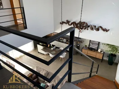 Sobrado com 3 Quartos à venda, 267m² no Jardim Belvedere, Volta Redonda