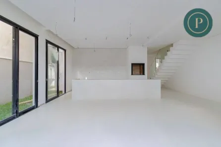 Casa de Condomínio com 3 Quartos à venda, 209m² no Santa Cândida, Curitiba