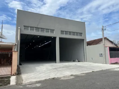Galpão / Depósito / Armazém com 3 Quartos para alugar, 1200m² no Chácara da Galega, Pindamonhangaba