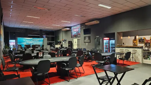 Prédio Inteiro à venda, 610m² no Itapeva, Votorantim