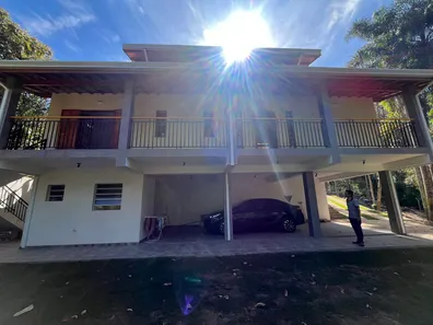 Fazenda / Sítio / Chácara com 3 Quartos à venda, 251m² no Ibiúna, Ibiúna