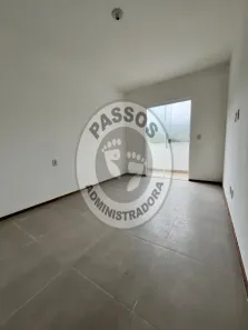 Casa de Condomínio com 2 Quartos para alugar, 70m² no Meudon, Teresópolis