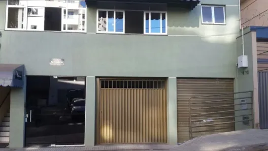 Loja / Salão / Ponto Comercial para alugar, 22m² no Centro, Viçosa