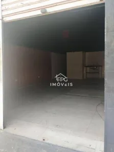 Prédio Inteiro para alugar, 80m² no Conjunto Habitacional José Barnet Y Vives, Atibaia