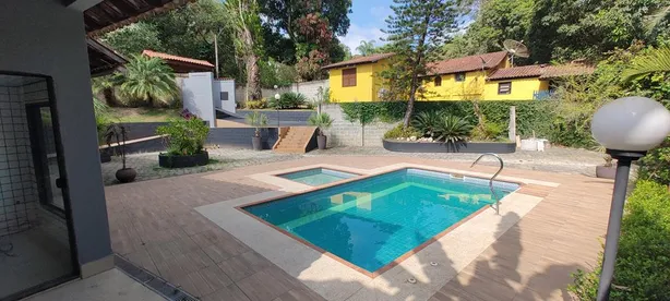 Fazenda / Sítio / Chácara com 4 Quartos à venda, 9859m² no Metalúrgico, Barra Mansa
