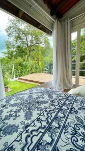 Fazenda / Sítio / Chácara com 3 Quartos à venda, 880m² no , Águas Mornas