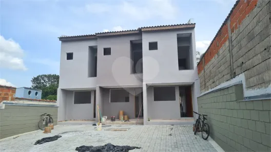 Casa de Vila com 2 Quartos à venda, 80m² no Vila Brasileira, Mogi das Cruzes