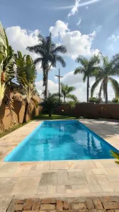 Fazenda / Sítio / Chácara com 5 Quartos para venda ou aluguel, 350m² no Fazenda Santa Lúcia, Americana