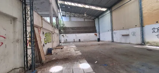Galpão / Depósito / Armazém à venda, 2077m² no Tanque, Rio de Janeiro