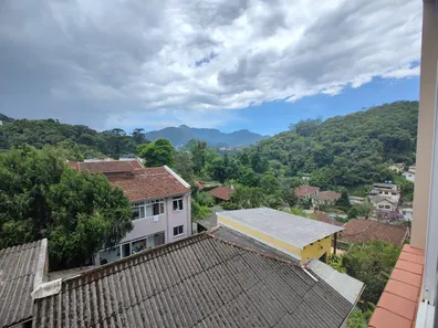 Apartamento com 2 Quartos à venda, 75m² no Duchas, Petrópolis