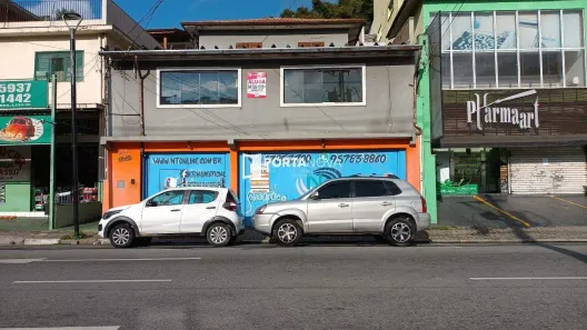 Casa Comercial para alugar, 231m² no Tingidor, Embu das Artes