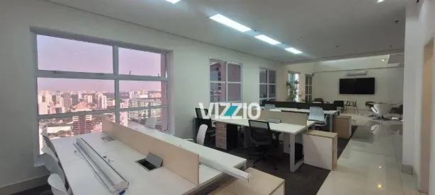 Conjunto Comercial / Sala para alugar, 218m² no Vila Cordeiro, São Paulo