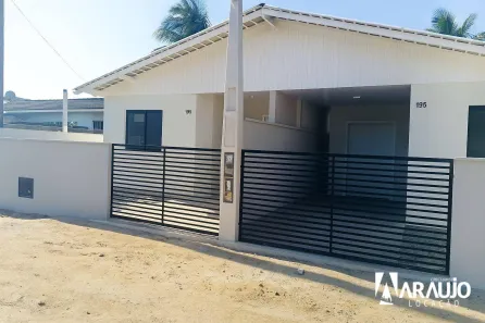 Casa de Condomínio com 2 Quartos para alugar, 75m² no São Cristovão, Penha