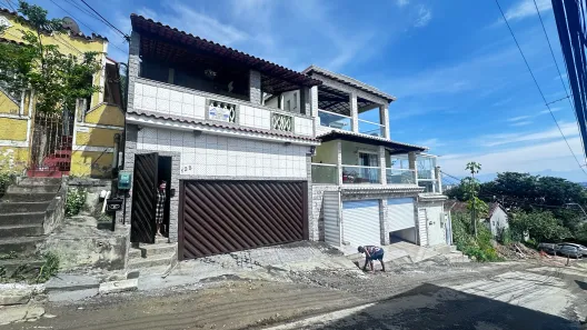 Sobrado com 2 Quartos à venda, 100m² no Belmonte, Nova Iguaçu