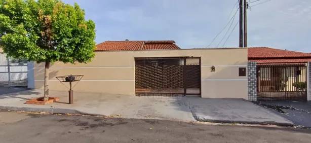 Casa com 3 Quartos à venda, 94m² no Leonor, Londrina