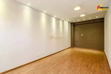 Loja / Salão / Ponto Comercial à venda, 17m² no Bom Pastor, Divinópolis
