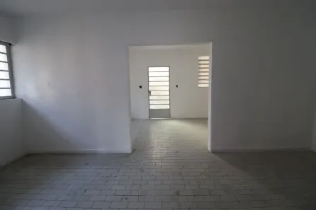 Casa Comercial para alugar, 280m² no Jardim Santista, Mogi das Cruzes