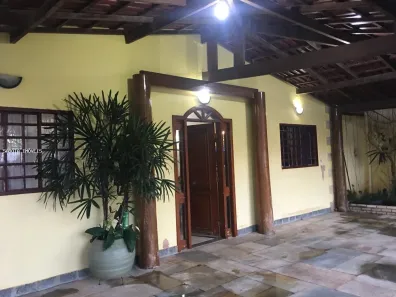 Casa com 6 Quartos à venda, 300m² no Residencial Santos Dumont, Brasília