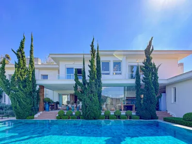 Casa de Condomínio com 4 Quartos para venda ou aluguel, 820m² no Alphaville, Santana de Parnaíba