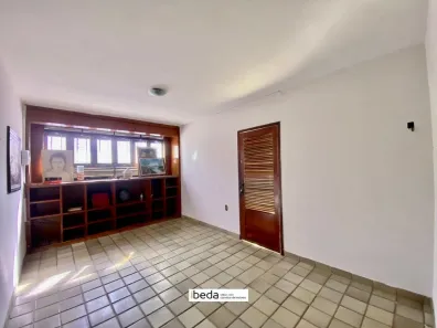 Loja / Salão / Ponto Comercial com 4 Quartos à venda, 300m² no Barro Vermelho, Natal