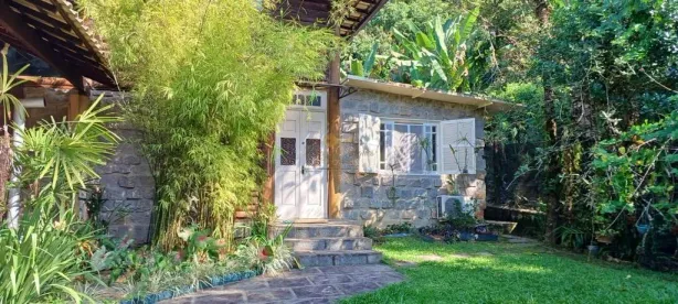 Casa de Condomínio com 3 Quartos à venda, 862m² no Limoeiro, Guapimirim